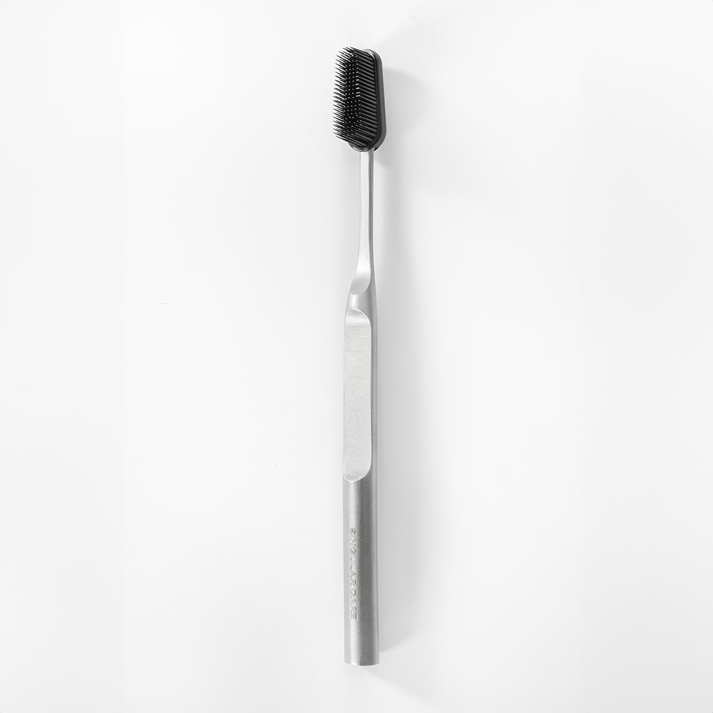 SIT STRAIGHT! Medical grade stainless steel TOOTHBRUSH + BASE + FLOSS. 100% recyclable, replaceable heads